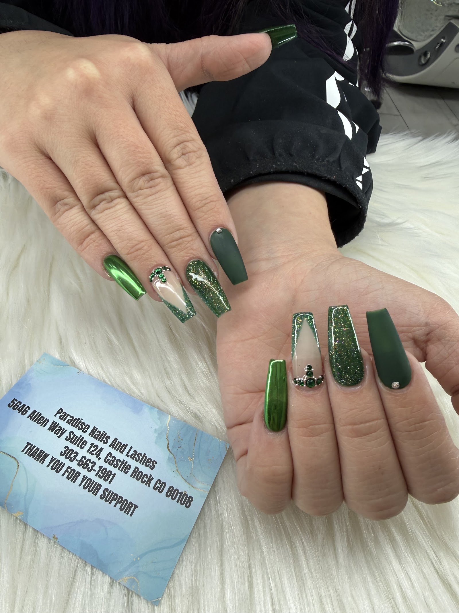 Paradise Nails And Lashes nail photo 2